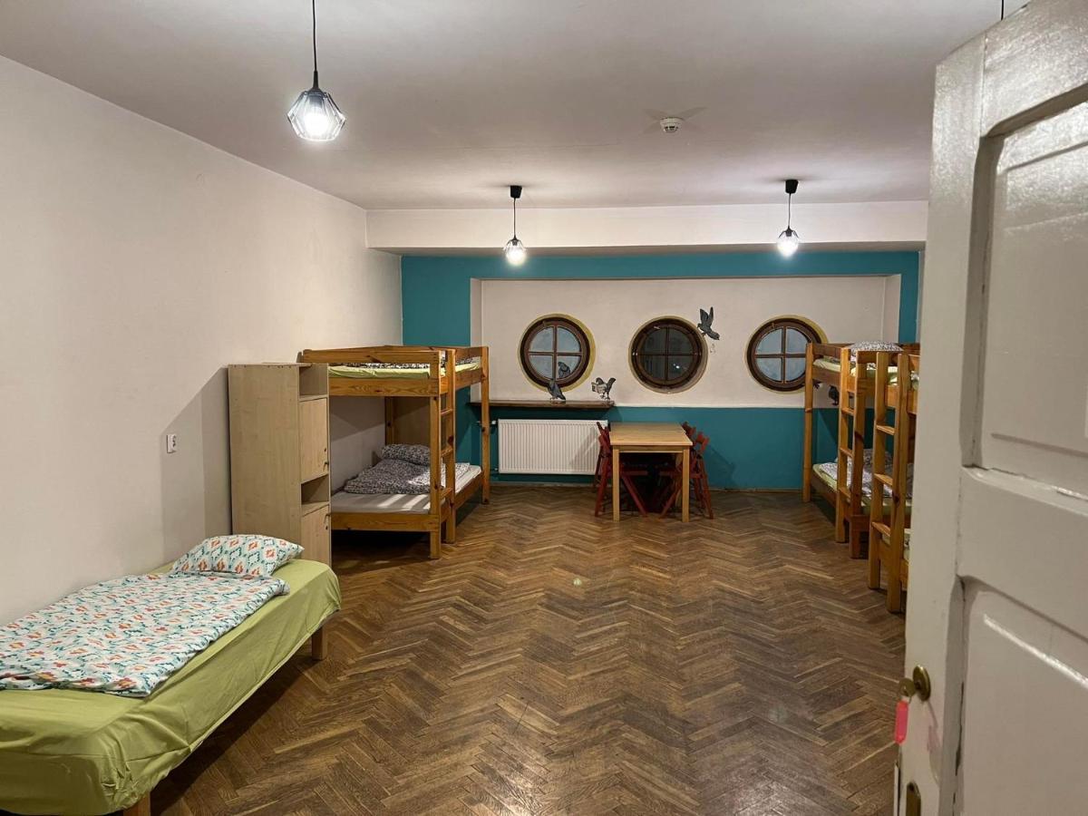 50 People Bis Apartment Kraków Exteriör bild