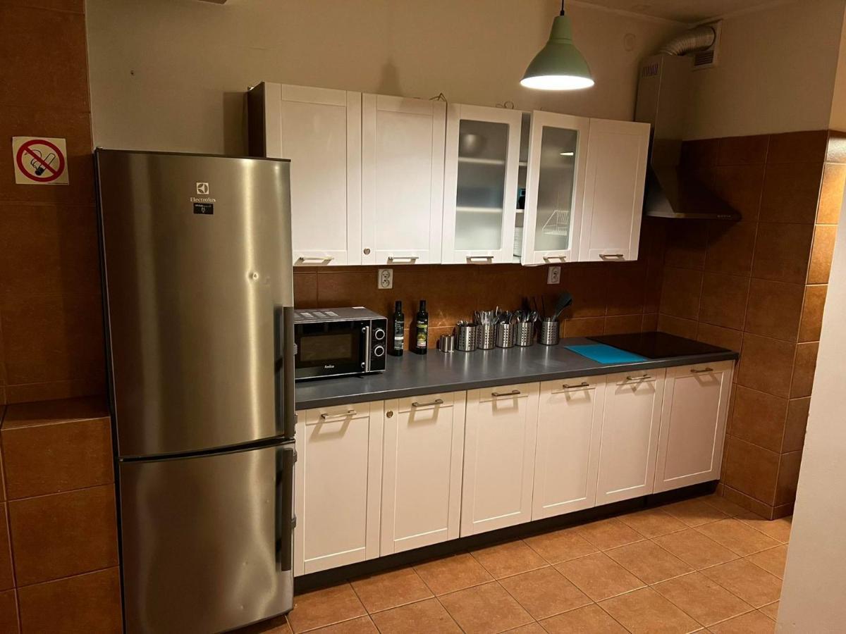 50 People Bis Apartment Kraków Exteriör bild