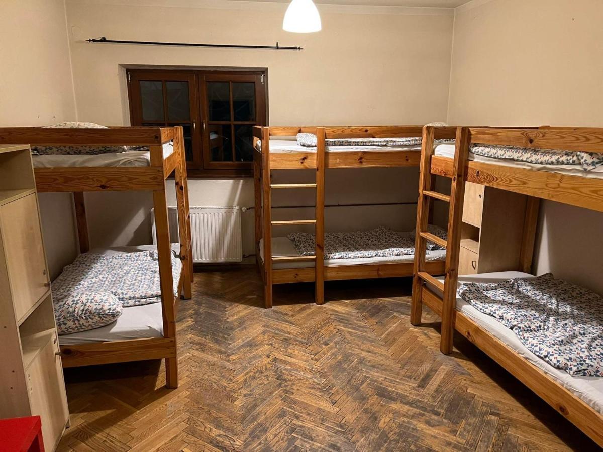 50 People Bis Apartment Kraków Exteriör bild