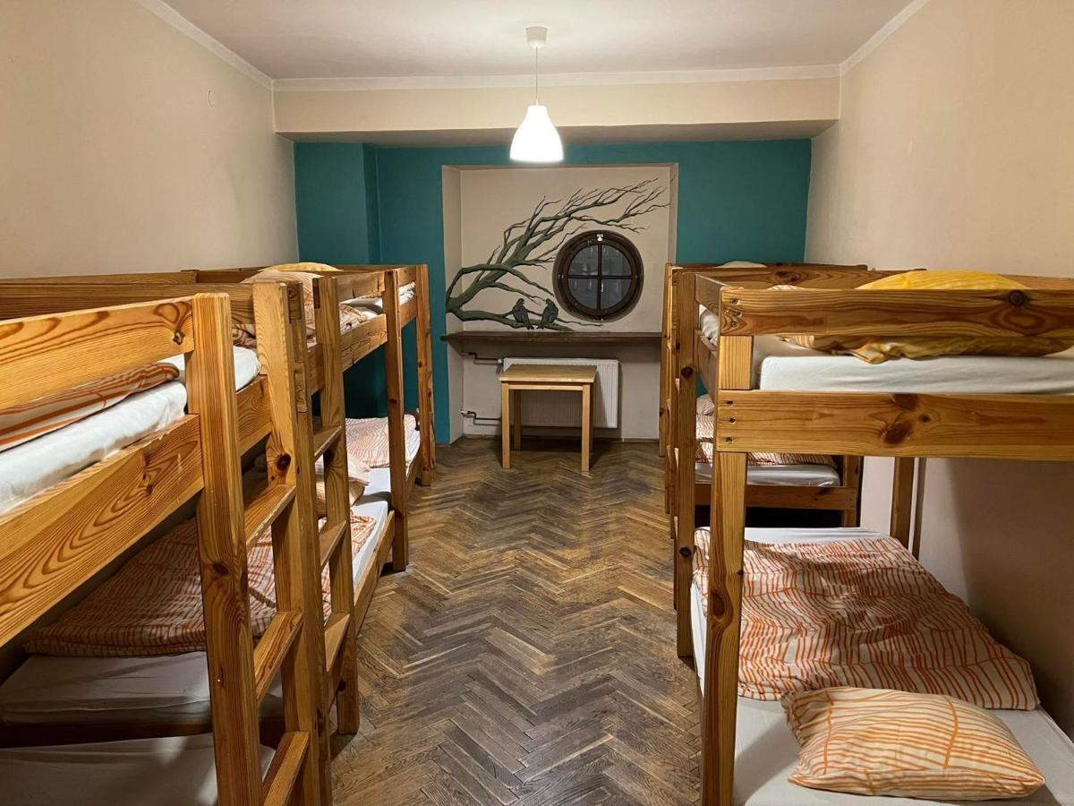 50 People Bis Apartment Kraków Exteriör bild